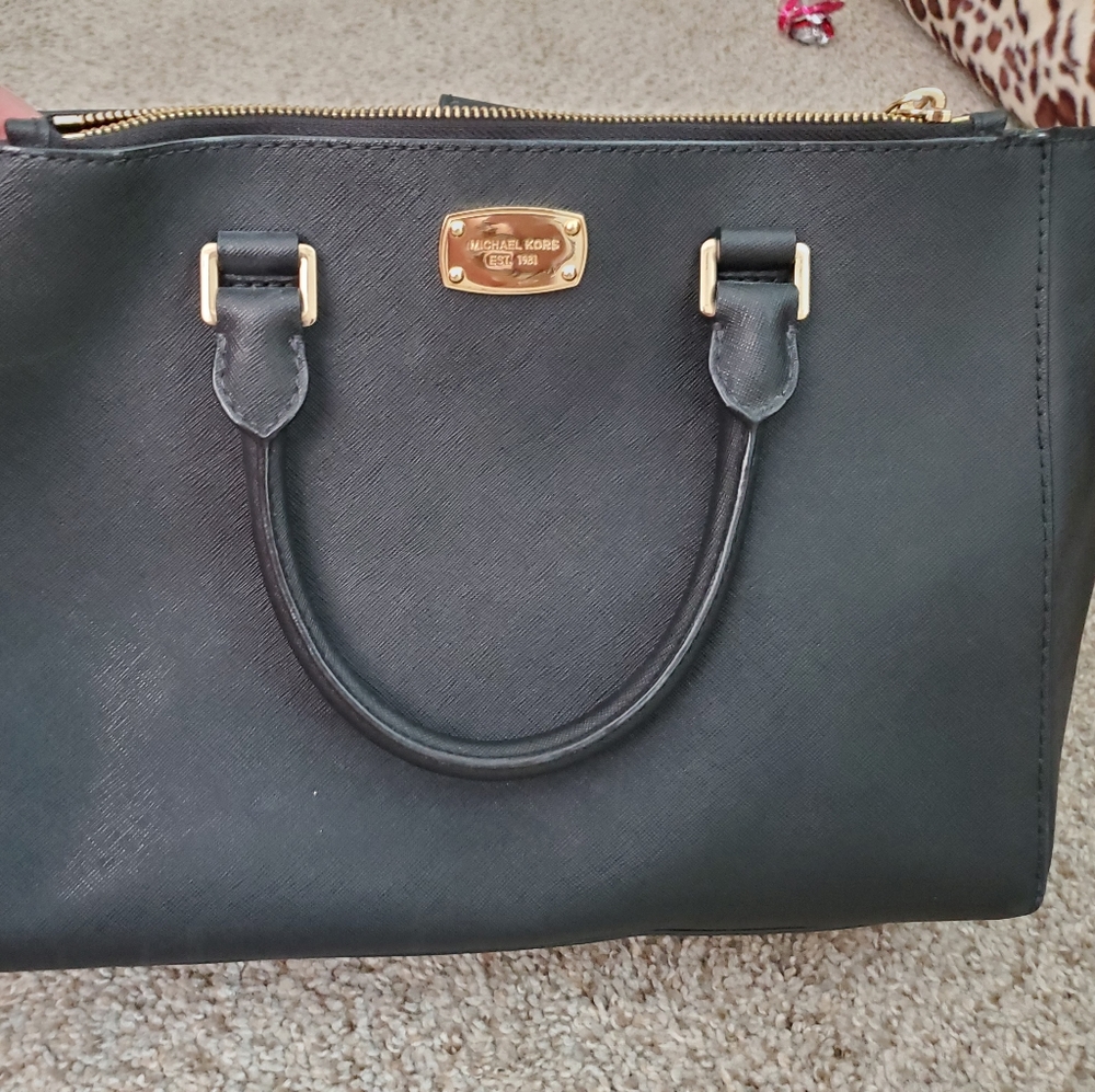 Purse and Wallet